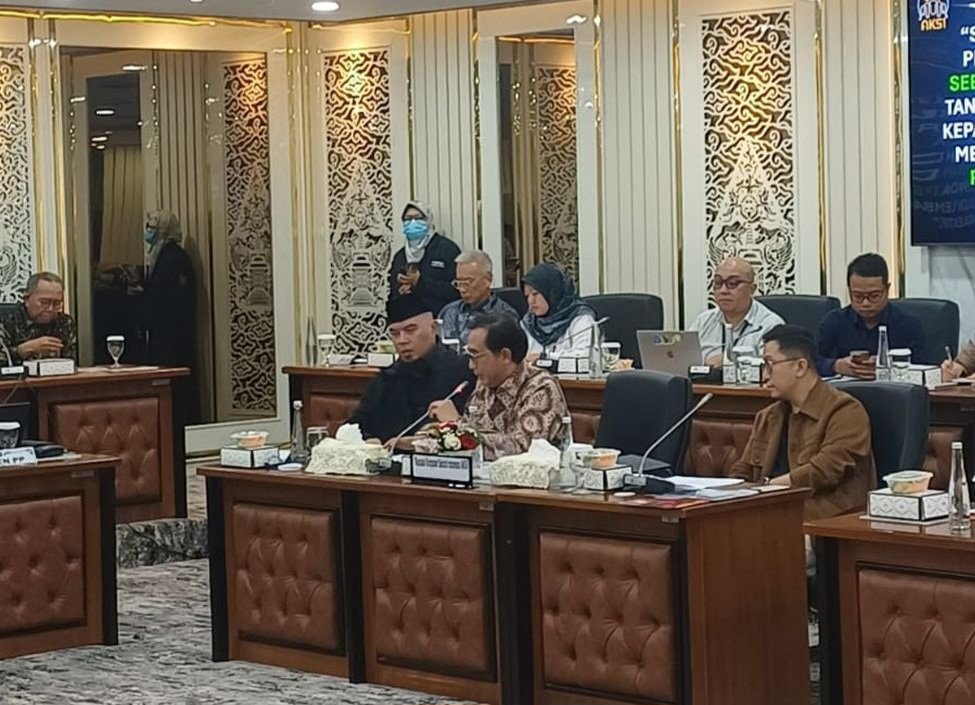 Drama Royalti Musik di DPR Memanas: Ariel Curhat, Dhani Hampir Diusir