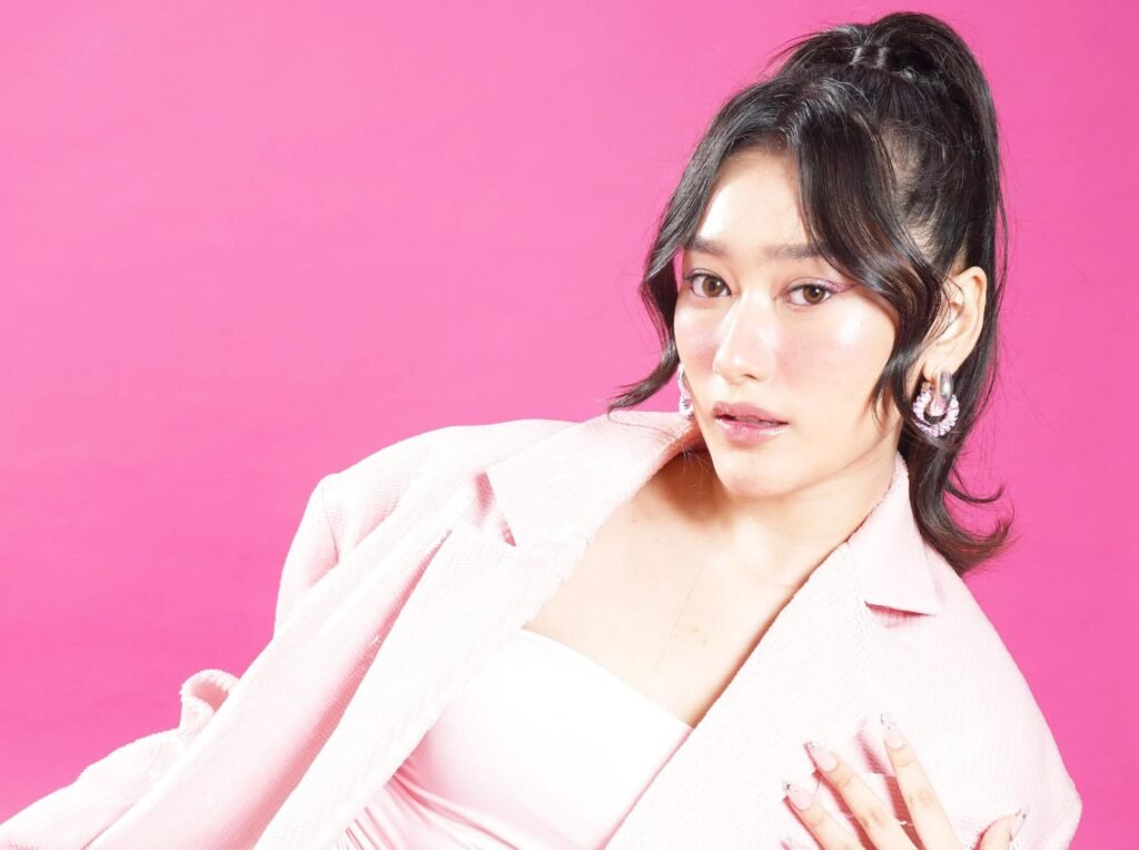 Amanda Caesa Hadirkan Nomor “Trouble”: Kisahkan Hubungan Toxic