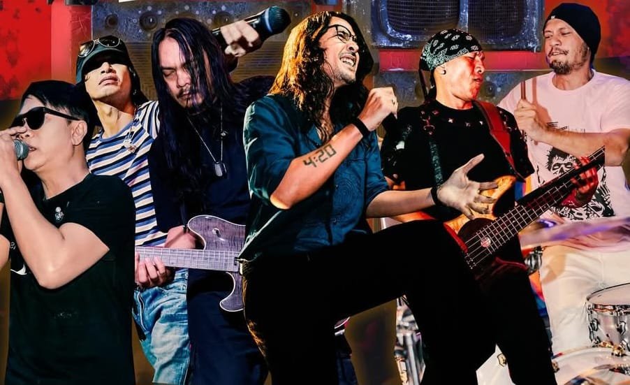 Gokil “LOH KOK TUM BAND” Tampil di W Super Club, Semua Personil Tukar Posisi!