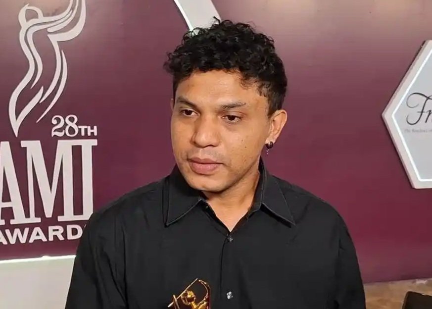 Penyanyi dan Pencipta Lagu ‘Tabola-bale’ Sabet AMI Awards 2025