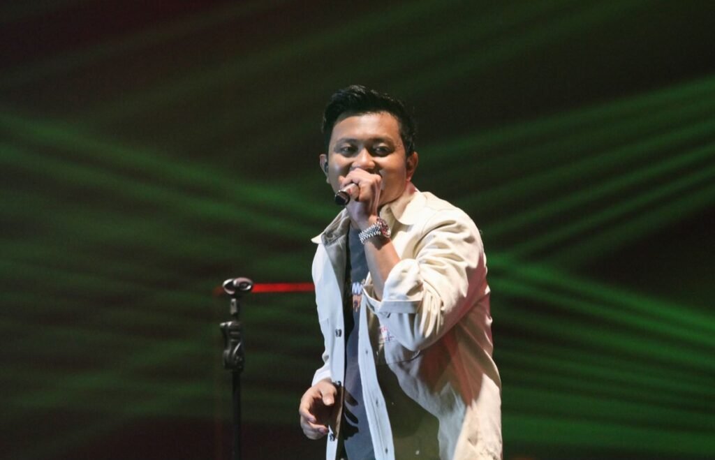 Denny Caknan Merinding Usai Dengar Jawaban Chat GPT Ketika Bertanya ‘Apakah Saya Pakai Jam’