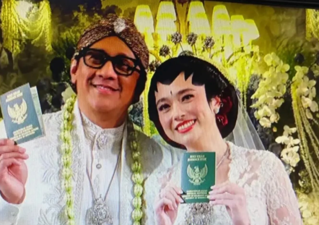 Andre Taulany dan Amanda Rigby Resmi Menikah, Tampil Serasi dalam Balutan Adat Jawa